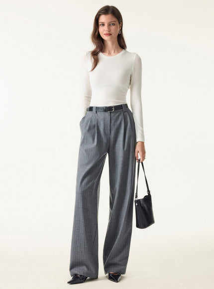 Crewneck Long Sleeve Built-In Bra Top