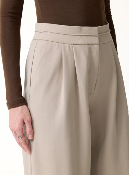 Ponte Mid-Rise Wide-Leg Tuck Pants with Pockets