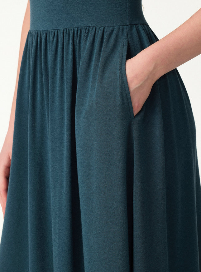 Round Neck Fit-and-Flare Midi Built-In Bra Dress with Pockets