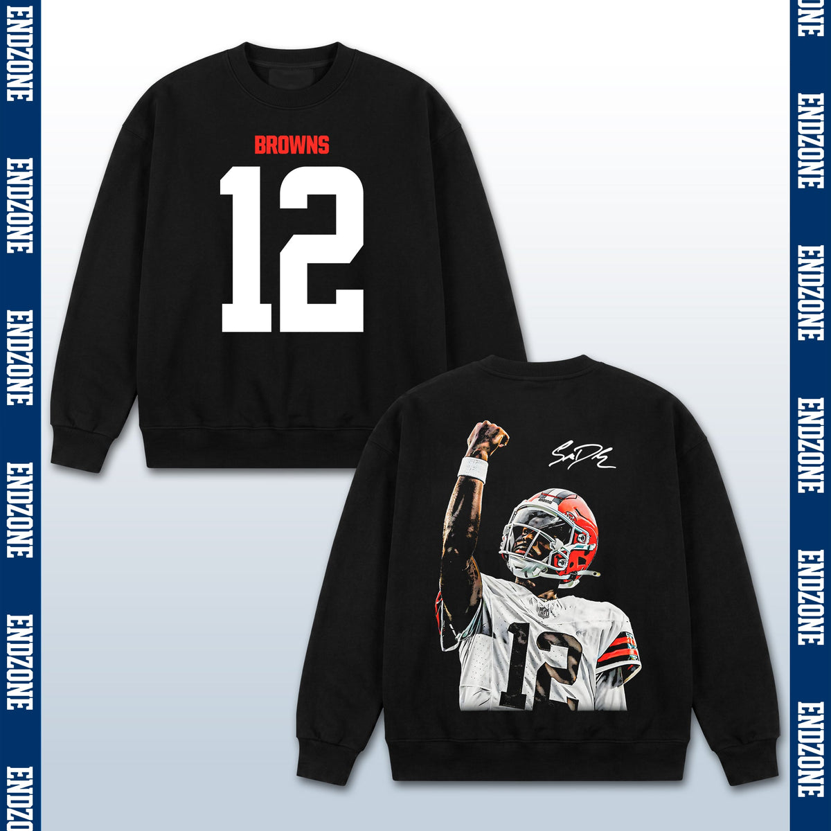 Tom Brady Cleveland Browns #12 Raising Fist Vintage Graphic Hoodie Sweatshirt T-Shirt, NFL Foot – Black