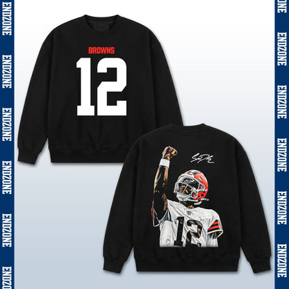 Tom Brady Cleveland Browns #12 Raising Fist Vintage Graphic Hoodie Sweatshirt T-Shirt, NFL Foot – Black