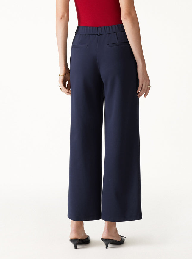 Ponte Low-Rise Straight Leg Ankled Pants with Pockets