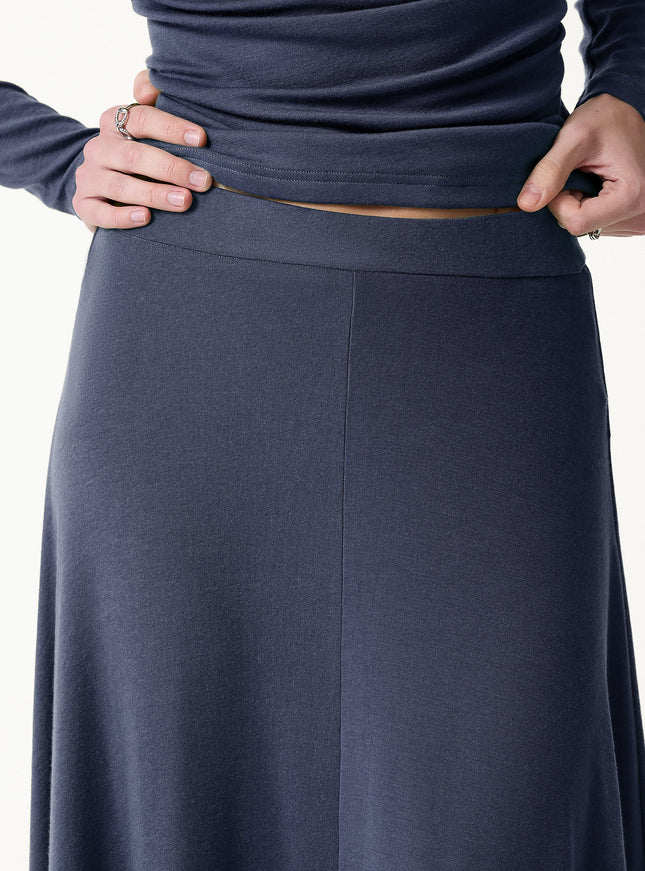 2Pcs Set Surplice Ruched Top & Blend Mid-Rise Umbrella Maxi Skirt